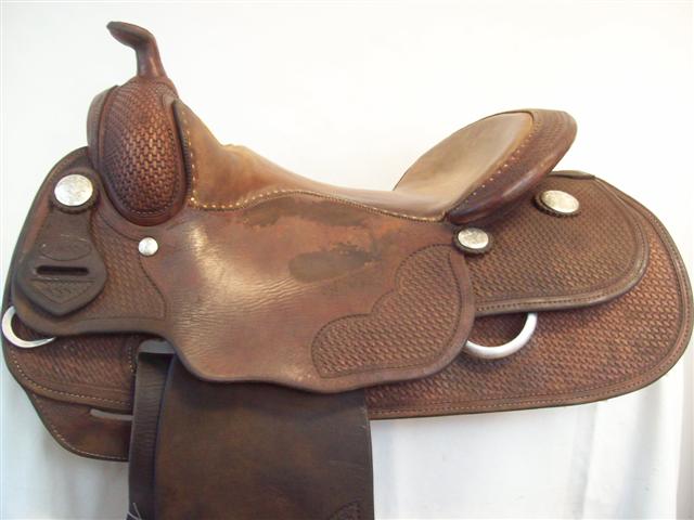 Used Saddle:- Image Number:0